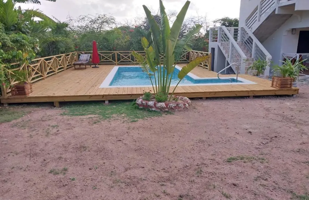 Eliwes Villa-1